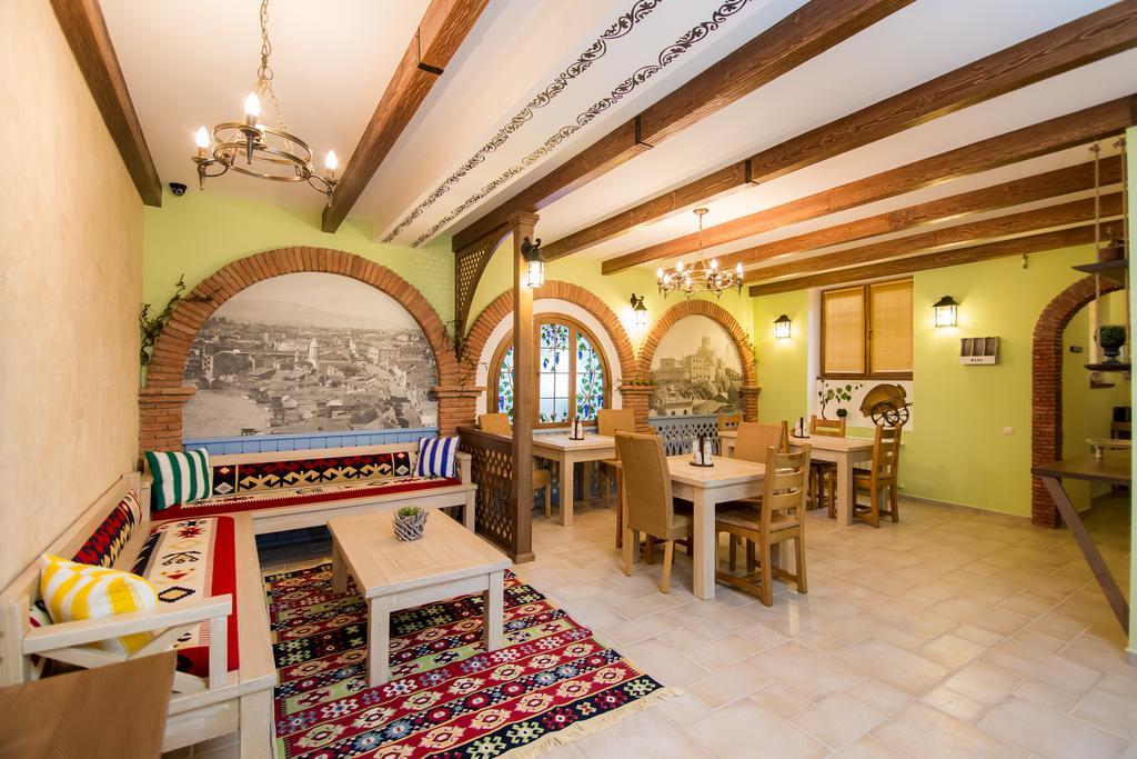 Metekhi'S Galavani Hotel Тбилиси Экстерьер фото