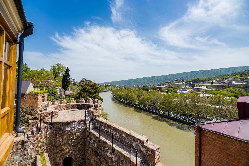Metekhi'S Galavani Hotel Тбилиси Экстерьер фото