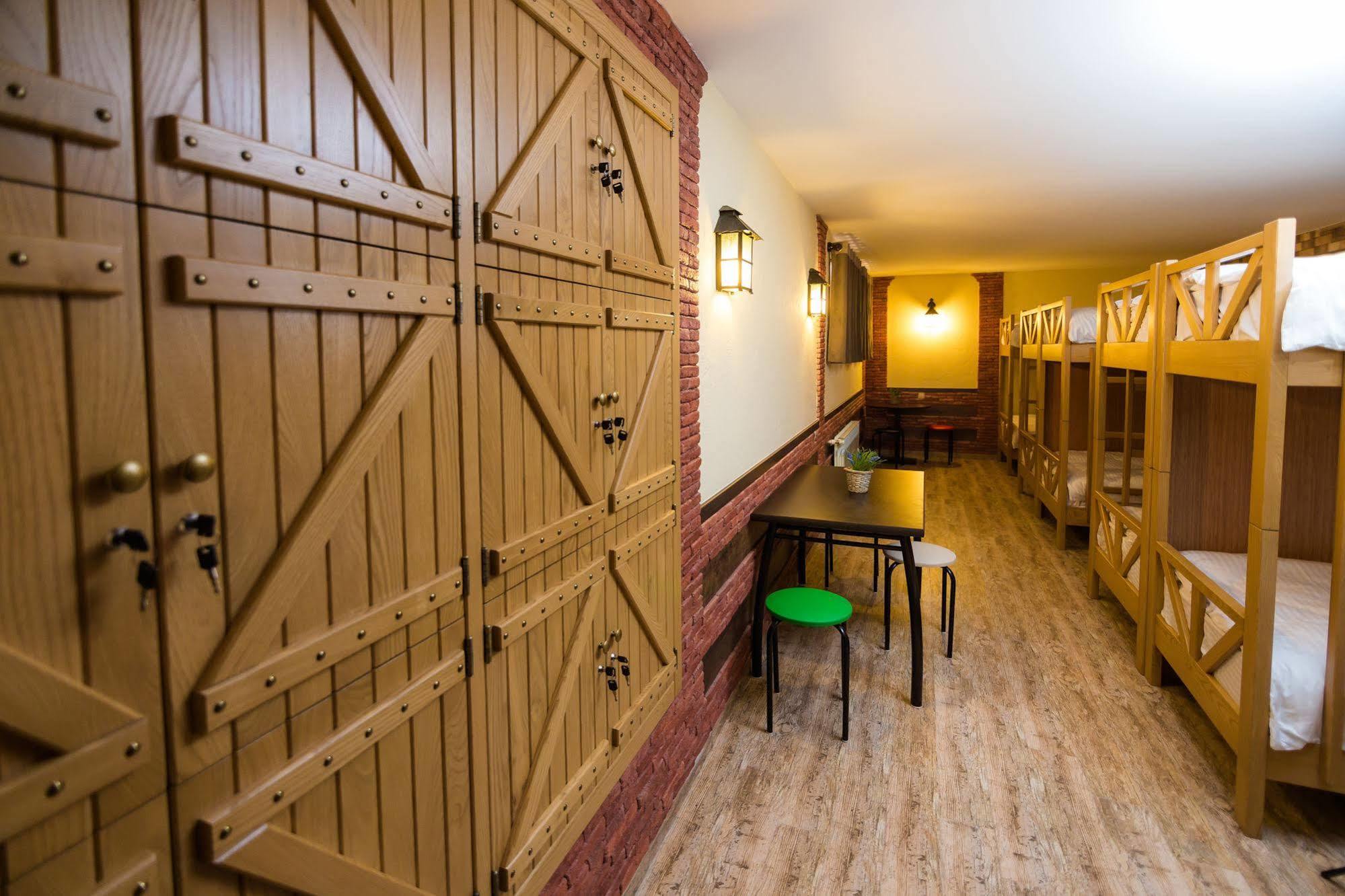 Metekhi'S Galavani Hotel Тбилиси Экстерьер фото